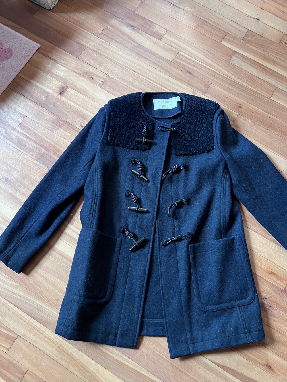 MAISON KITSUNÉ Black Toggle Pea Coat with Shearling Yoke, 100% Wool